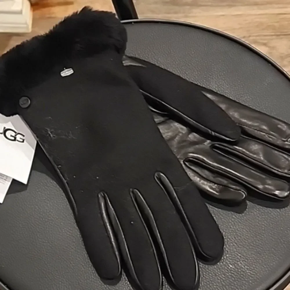 Ugg‎ Fabric Leather Tech Shorty Glove